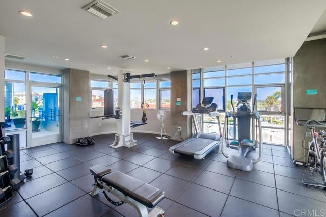 3740 Park Boulevard, San Diego CA: https://media.crmls.org/mediaz/8399bc15-34b2-439f-b9b9-7a54971c336e.jpg