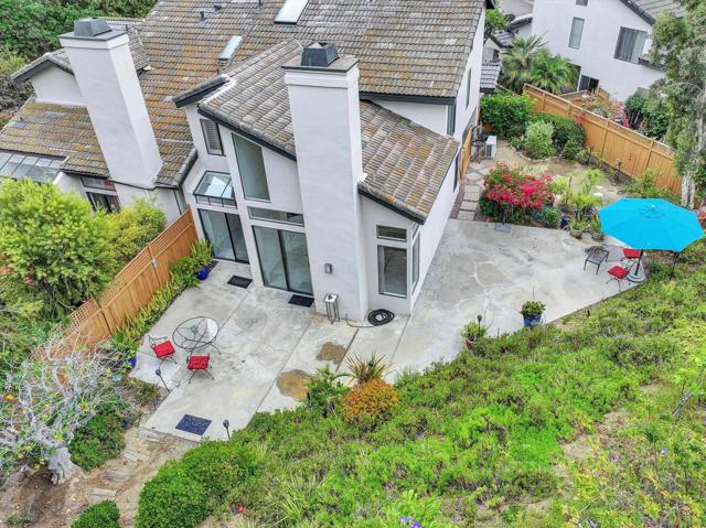 6426 Caminito Listo, San Diego CA: https://media.crmls.org/mediaz/8399ec6b-2174-4f4d-9718-60267ad095a4.jpg