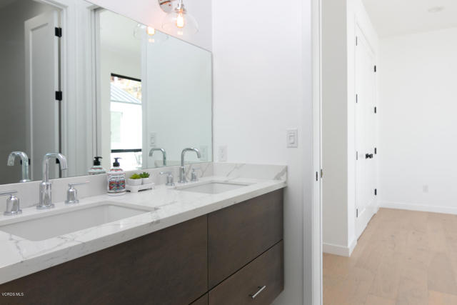 953 Colina Vista, Ventura CA: https://media.crmls.org/mediaz/839a5d64-6f0b-4ffe-b70c-bb415f3f7aac.jpg