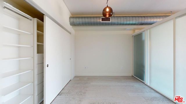 1111 S Grand Avenue, Los Angeles CA: https://media.crmls.org/mediaz/839b5473-f7be-41a8-b819-7e6da991e0b3.jpg