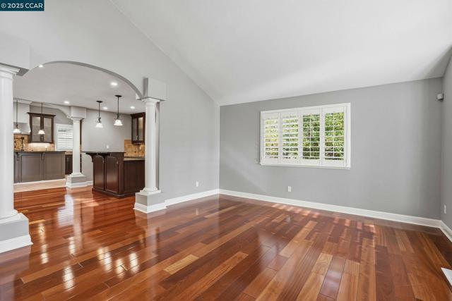 3025 Sunflower Dr, Antioch CA: https://media.crmls.org/mediaz/839d87e5-c5bc-45c0-a7e8-65395acb1a70.jpg