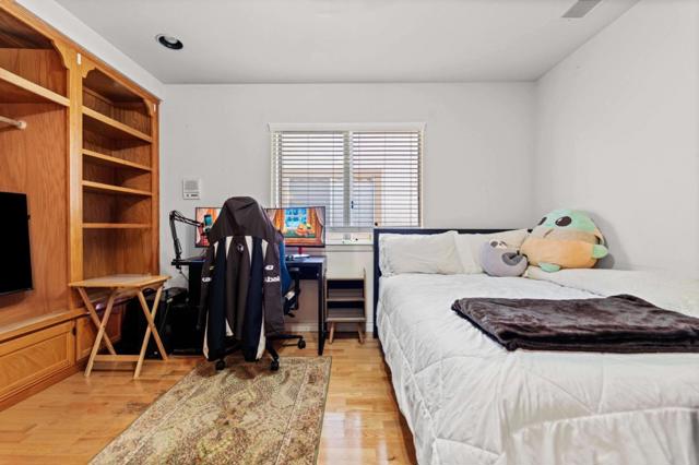 70 Meadowland Drive, Milpitas CA: https://media.crmls.org/mediaz/839efadf-ddf5-465e-b175-f019ee4d110e.jpg