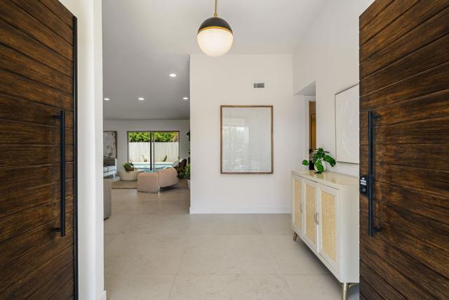 48335 Alan Circle, Palm Desert CA: https://media.crmls.org/mediaz/839eff2e-b8e5-4082-b9b8-101965d689fb.jpg