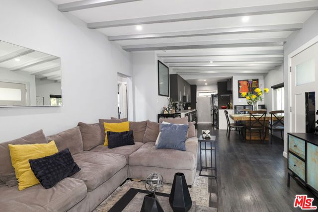 3741 Woolwine Drive, Los Angeles CA: https://media.crmls.org/mediaz/839ff2c7-195f-4fed-8d21-ace711436f73.jpg