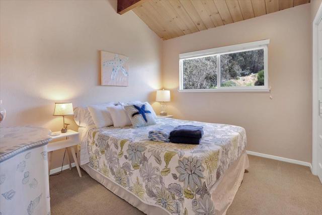 665 Sand Dollar Lane, Watsonville CA: https://media.crmls.org/mediaz/83a07dff-15a4-4f27-bae4-706daa03f706.jpg