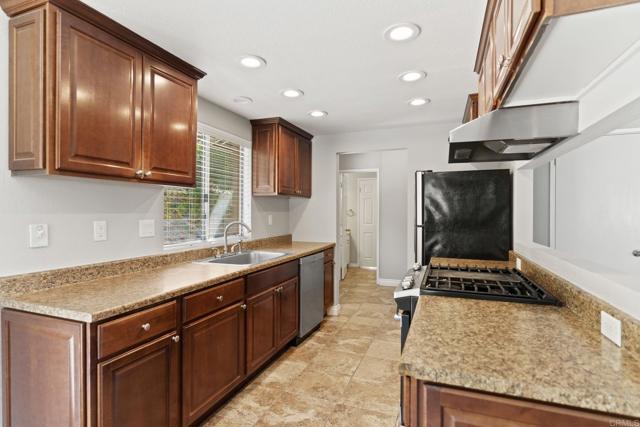 9115 Harmony Grove Road, Escondido CA: https://media.crmls.org/mediaz/83a3e391-3ea3-403c-bf60-50462af6e7c7.jpg