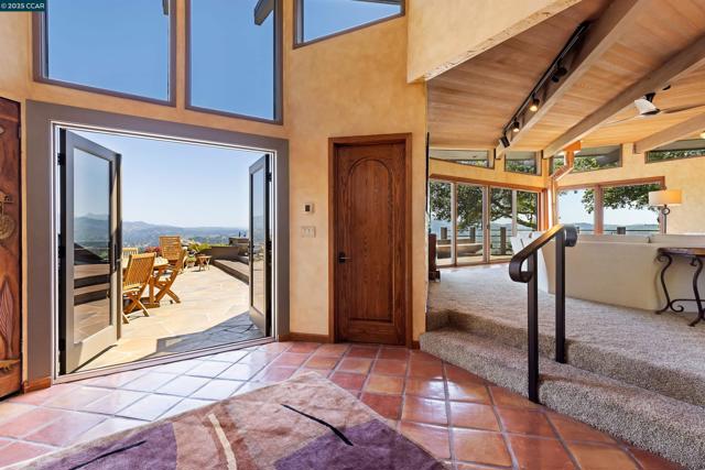 1176 Brown Ave, Lafayette CA: https://media.crmls.org/mediaz/83a403c4-3732-49cc-b817-31d61a26fa2a.jpg