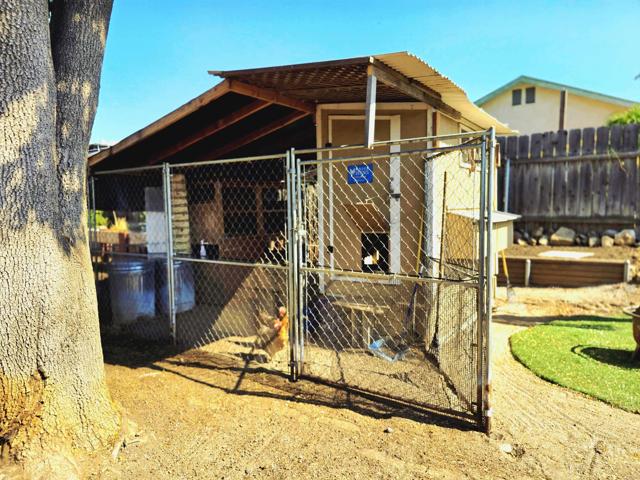 9690 Bundy Drive, Santee CA: https://media.crmls.org/mediaz/83a5685f-638e-4d40-a19f-37becfe7bd98.jpg