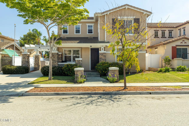 Detail Gallery Image 2 of 39 For 9570 Chamberlain St, Ventura,  CA 93004 - 4 Beds | 2/1 Baths