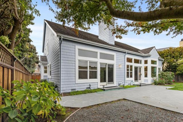 321 Eagle Trace Drive, Half Moon Bay CA: https://media.crmls.org/mediaz/83a5e990-cd52-4afb-b5d0-218e825b5a8f.jpg