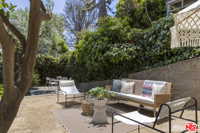 1508 Elevado Street, Los Angeles CA: https://media.crmls.org/mediaz/83a631e5-1272-4ed1-bd2e-811e76edfd0b.jpg