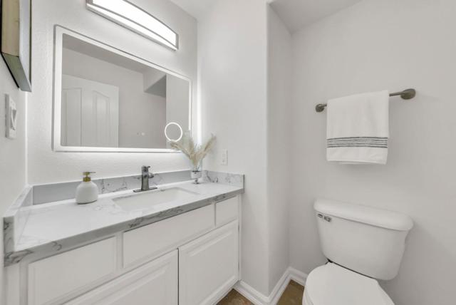 221 Victory Circle, San Ramon CA: https://media.crmls.org/mediaz/83a66a89-208b-4a03-94ef-3bd4446c33cf.jpg