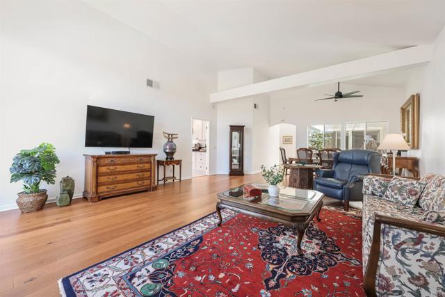 Detail Gallery Image 14 of 27 For 1257 Camino Lorado, San Marcos,  CA 92078 - 2 Beds | 2 Baths