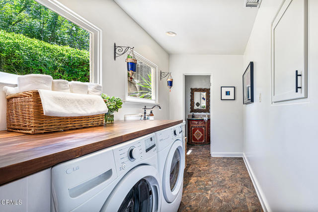 Detail Gallery Image 27 of 64 For 2707 Hermosita Dr, Glendale,  CA 91208 - 3 Beds | 3/1 Baths