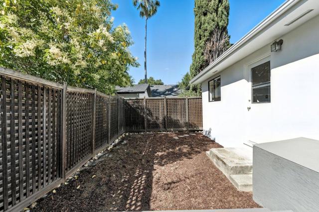 1422 W Selby Lane, Redwood City CA: https://media.crmls.org/mediaz/83a9aea1-00ba-41e3-88d1-92b28253033c.jpg