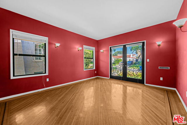 1147 S Point View Street, Los Angeles CA: https://media.crmls.org/mediaz/83a9d779-c863-4302-a156-206f2b0dc973.jpg