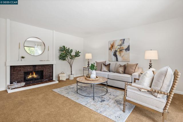 1618 Candelero Dr, Walnut Creek CA: https://media.crmls.org/mediaz/83aa155b-cd5d-4c5d-a322-7818de0beb23.jpg