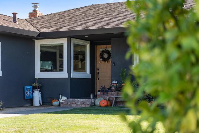 1231 Westward Drive, Hollister CA: https://media.crmls.org/mediaz/83aa3fca-1871-4d3e-bde1-6e9b9157d00e.jpg