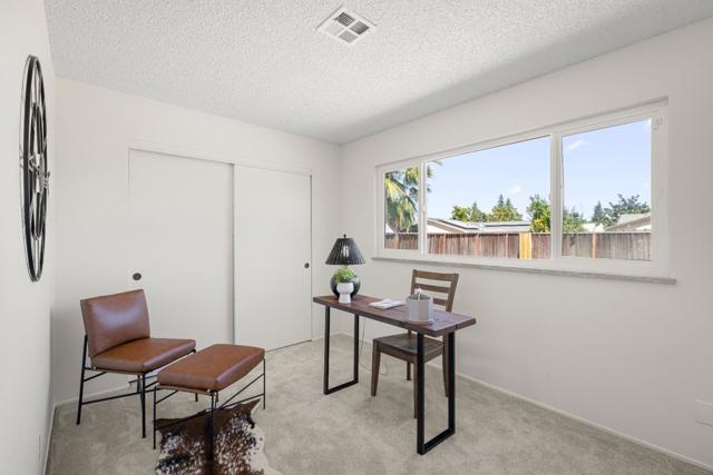 7630 El Roble Court, Gilroy CA: https://media.crmls.org/mediaz/83aa966c-3577-4f88-b830-1e864dd1f713.jpg
