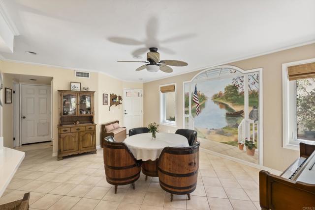 Detail Gallery Image 7 of 47 For 4989 Corte Playa Encino, San Diego,  CA 92124 - 4 Beds | 2/1 Baths
