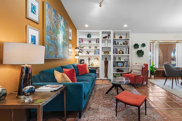 2525 N Farrell Drive, Palm Springs CA: https://media.crmls.org/mediaz/83ab07f4-ac06-4996-ad67-077ca6b8ade1.jpg