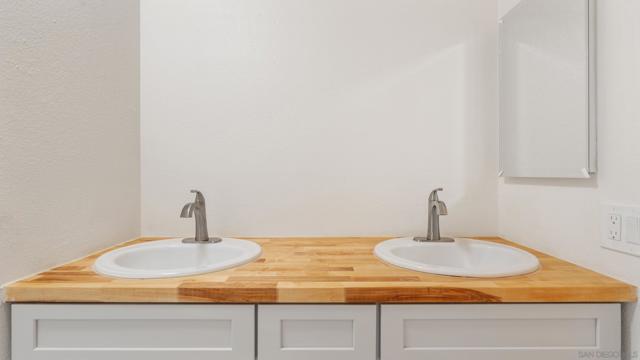 6780 Friars, San Diego CA: https://media.crmls.org/mediaz/83ab88f5-1873-4357-bfb8-9a866d98aa89.jpg