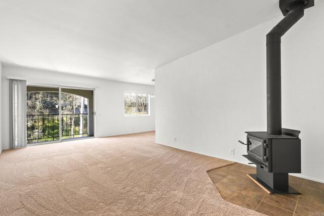 Detail Gallery Image 5 of 30 For 3972 Jackdaw St #211,  San Diego,  CA 92103 - 1 Beds | 1 Baths