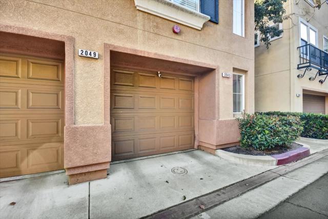 2043 Sonador Commons, San Jose CA: https://media.crmls.org/mediaz/83ae6ea3-1815-406f-8f49-96e772ad6f96.jpg