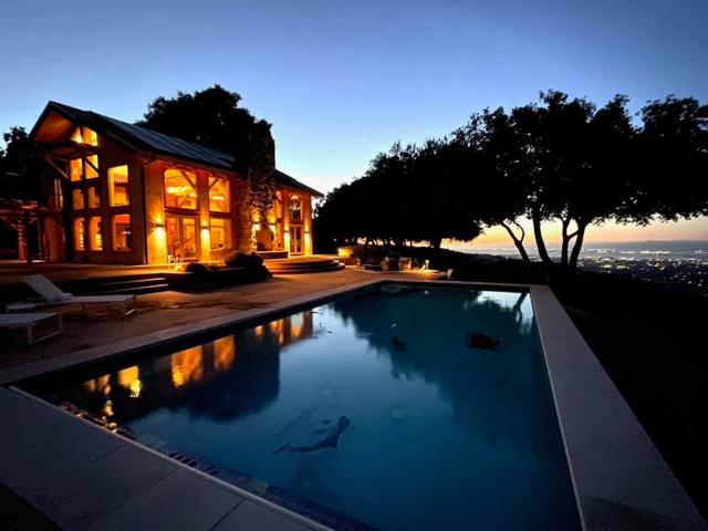 15060 Montebello Road, Cupertino CA: https://media.crmls.org/mediaz/83af02f4-f271-4736-94f2-e155cec58157.jpg