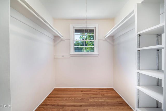 5028 El Adobe Lane, La Crescenta CA: https://media.crmls.org/mediaz/83af4c57-62e2-49eb-b4b9-f5e109e2b007.jpg