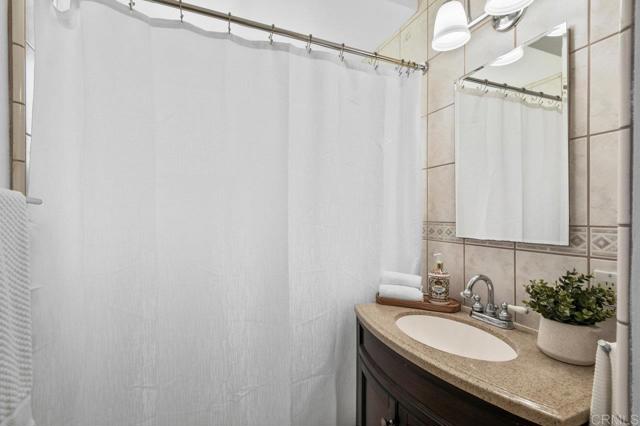 Detail Gallery Image 20 of 37 For 4719 Constance Dr, San Diego,  CA 92115 - 3 Beds | 2 Baths