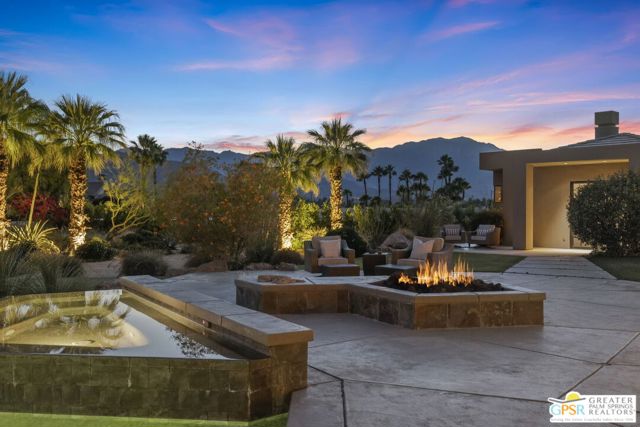 4 Paradise Cove Court, Rancho Mirage CA: https://media.crmls.org/mediaz/83afccf4-3785-4a5c-b2f2-2fa5c9a77a35.jpg