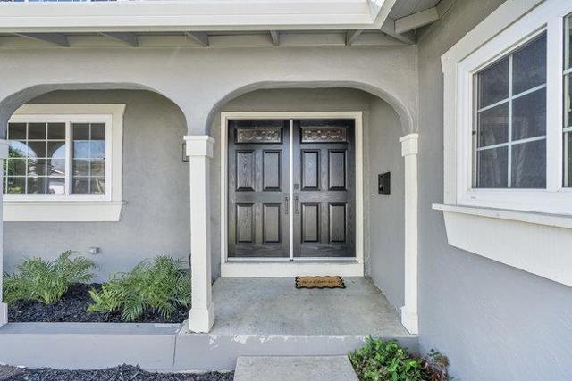 1272 Glacier Drive, Milpitas CA: https://media.crmls.org/mediaz/83b07d40-4e3a-456a-aa84-61bcad169acc.jpg