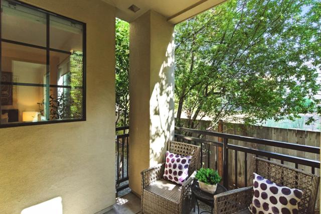 633 Elm Street, San Carlos CA: https://media.crmls.org/mediaz/83b0cb6b-a98e-4e32-8ba6-b18b60fbf2f4.jpg