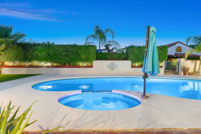 60 Calle Solano, Rancho Mirage CA: https://media.crmls.org/mediaz/83b0fa9c-f28b-4a21-8269-f4e8ef34f7eb.jpg