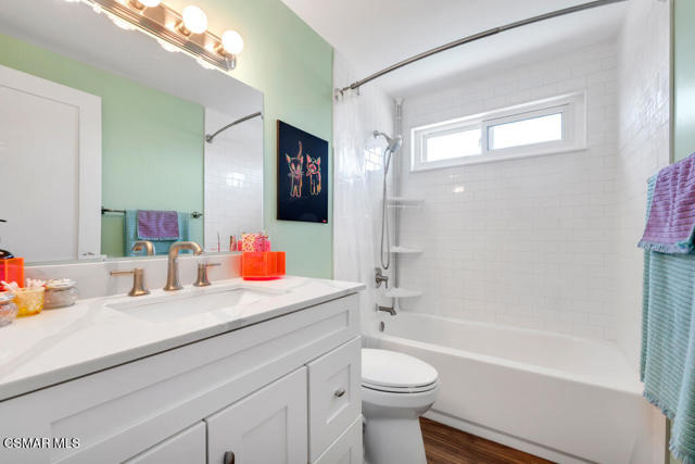 3064 Galena Avenue, Simi Valley CA: https://media.crmls.org/mediaz/83b14efb-de22-4c66-9be9-cd2d8dc461e4.jpg