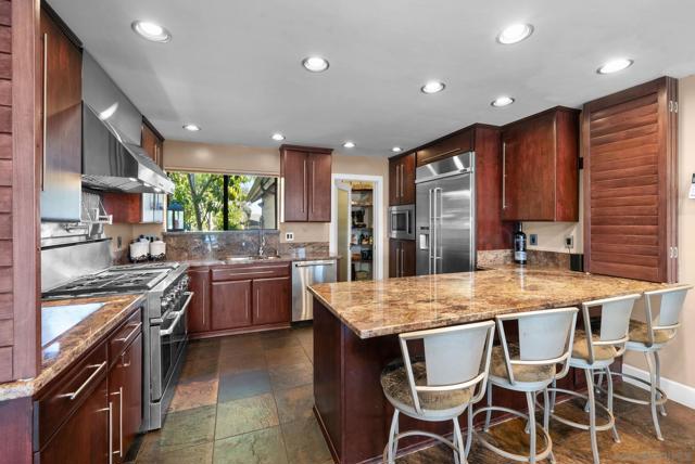 Image 12 of 55 For 5392 Wilshire Drive