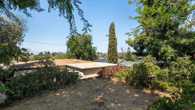 Detail Gallery Image 33 of 38 For 9318 Campo Rd, Spring Valley,  CA 91977 - 3 Beds | 2 Baths