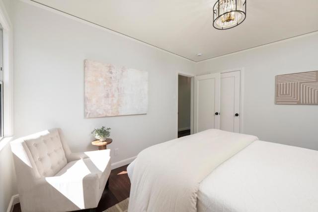 1411 Sanchez Avenue, Burlingame CA: https://media.crmls.org/mediaz/83b1f92c-63d3-4348-b542-0dcd9fe8955f.jpg