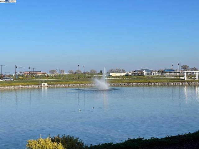 1616 Westwind Way, Lathrop CA: https://media.crmls.org/mediaz/83b23bd4-8e70-4d55-a44c-1b502cbf830e.jpg