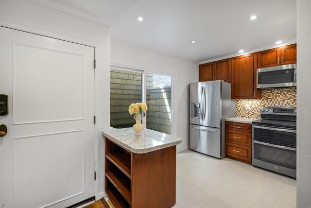 272 State Street, San Mateo CA: https://media.crmls.org/mediaz/83b25bd1-c2cc-463e-8820-5815f425b75a.jpg