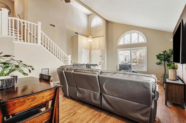 2711 Valley View Road, Hollister CA: https://media.crmls.org/mediaz/83b38ac0-c4fd-4b16-81a8-d016dc6f5ca5.jpg