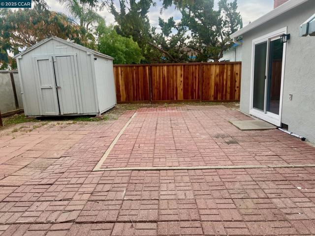 2788 Entrada Cir, Antioch CA: https://media.crmls.org/mediaz/83b468d9-fcbc-45bf-bdc7-25772cf5196b.jpg