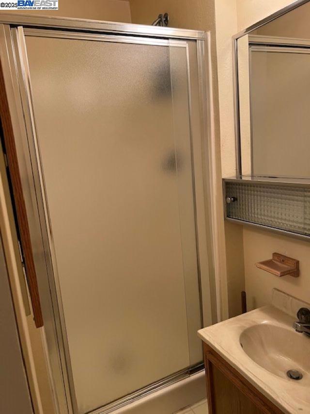 https://media.crmls.org/mediaz/83b49d91-5d49-4a58-99e5-74a4613ba55f.jpg?preset=X-Large