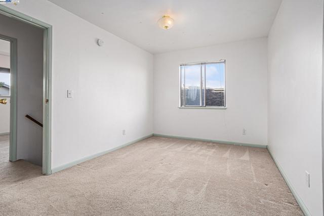 925 GRANDVIEW AVE, Martinez CA: https://media.crmls.org/mediaz/83b5977e-b303-4fce-bdca-ad52616f1e10.jpg