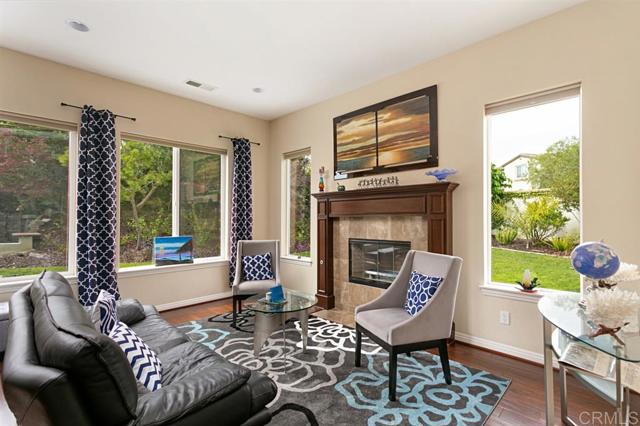Detail Gallery Image 4 of 21 For 7047 Rose Dr, Carlsbad,  CA 92011 - 4 Beds | 4/1 Baths