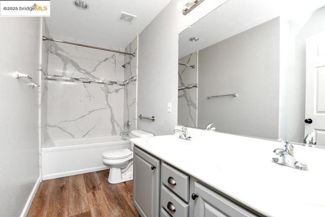 4525 Temblor Way, Antioch CA: https://media.crmls.org/mediaz/83b8d61d-d796-49f8-a8bc-fc56d5e12b15.jpg
