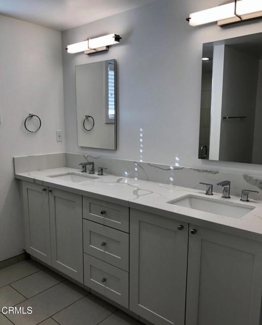 137 S Wilson Avenue, Pasadena CA: https://media.crmls.org/mediaz/83b98674-76c0-4889-9127-ba6f28e52eb0.jpg