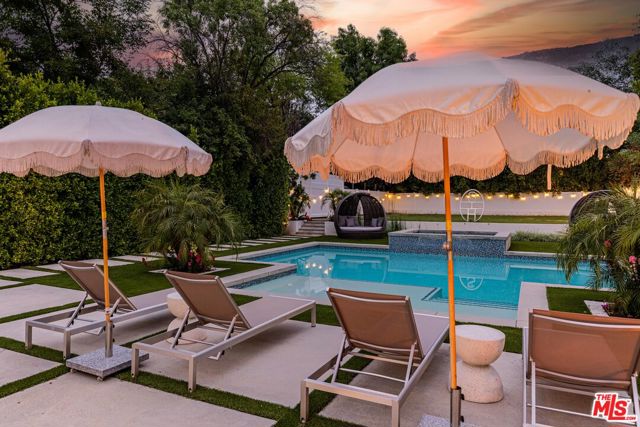 5162 Otis Avenue, Tarzana CA: https://media.crmls.org/mediaz/83ba13ce-f6b3-462e-abb2-434be3d70aca.jpg