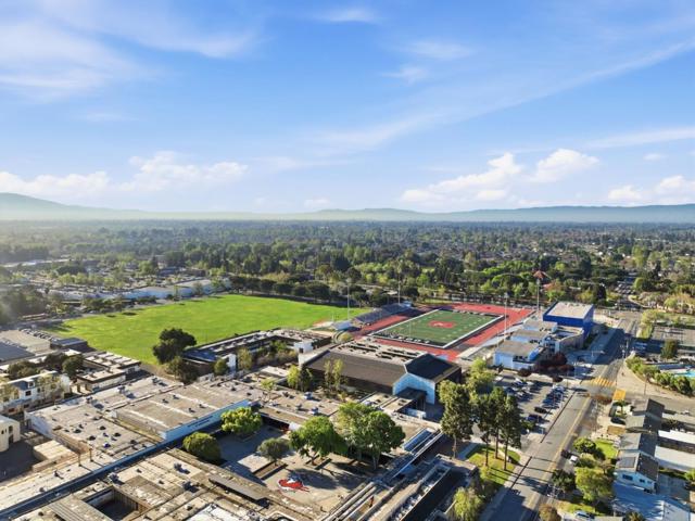 33790 Dartmouth Avenue, Union City CA: https://media.crmls.org/mediaz/83ba2593-799a-4a90-8f43-568cacab52bf.jpg